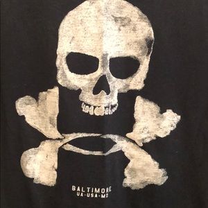 Under Armour Shirts & Tops - Under Armour T-shirt Under Armour Shirts & Tops - Under Armour T-shirt